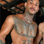 Casada de Ubatuba testando candidato a ator